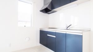 キッチンリフォームをするタイミングは？キッチンの耐用年数などを紹介！ 